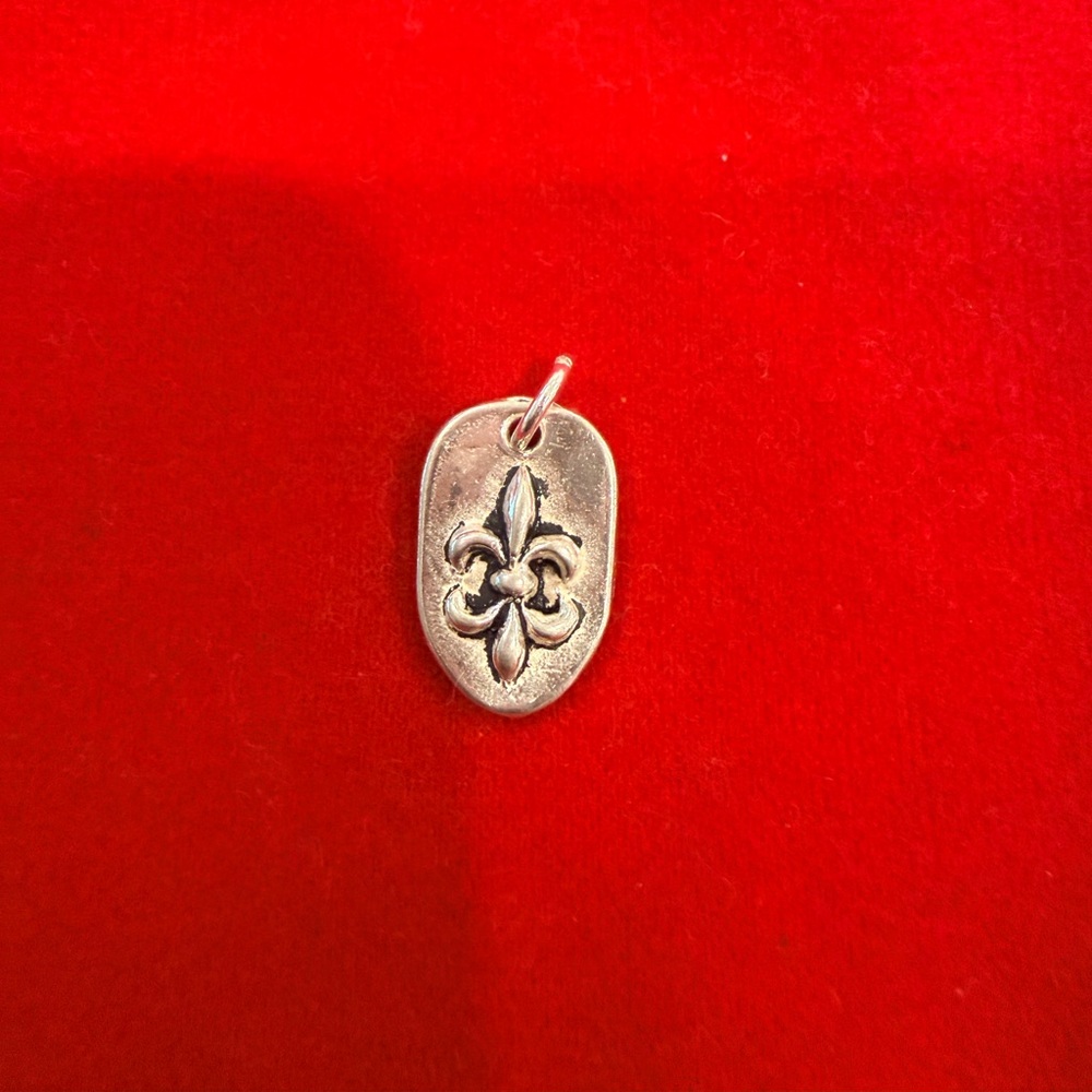 Sterling Silver Fleur-de-Lis Pendant